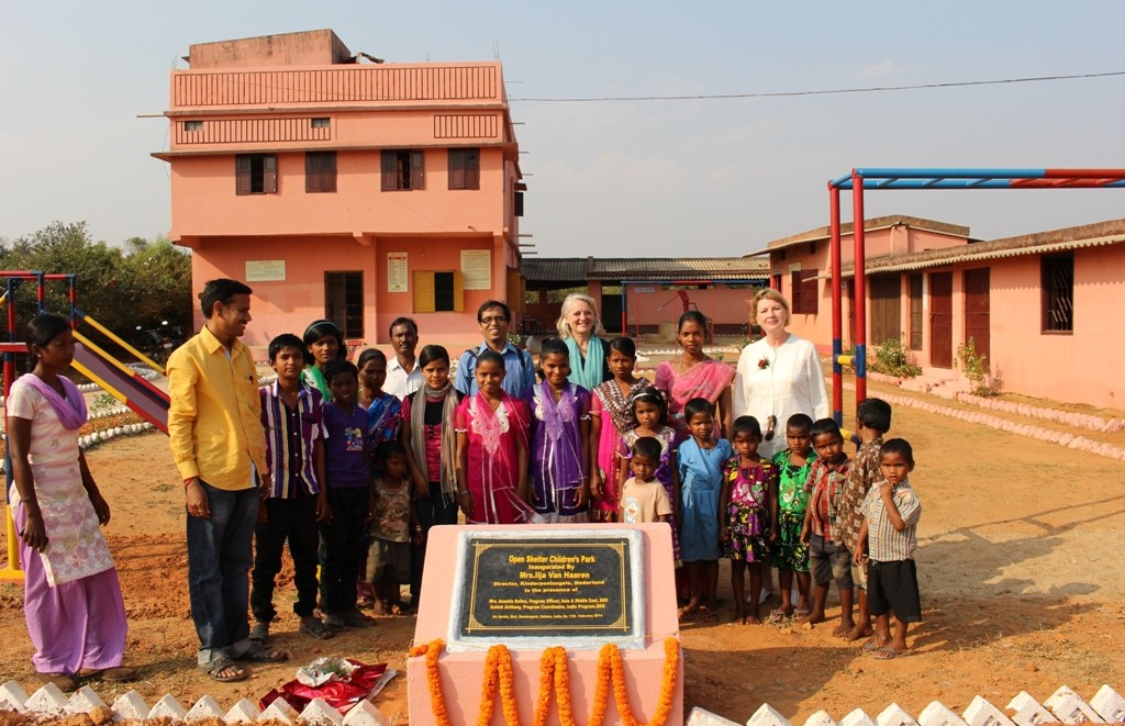 Temporary shelter for family based alternative care